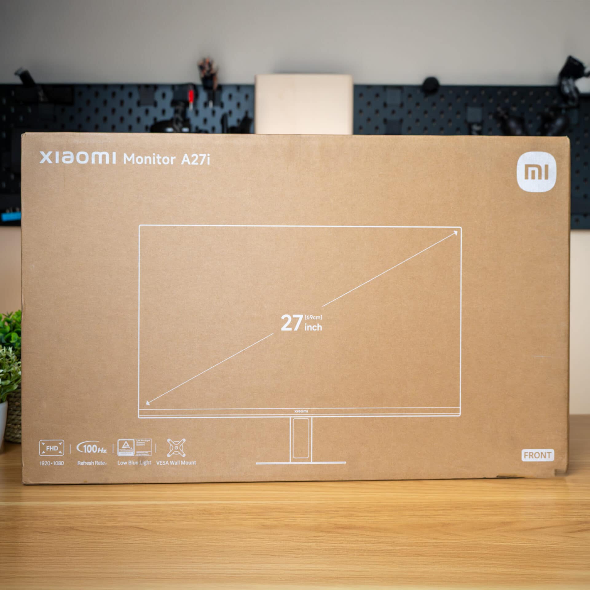 A27i_Box-1 blank